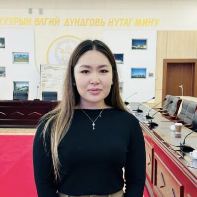 БАТ-ӨЛЗИЙН ЦОЛМОНГЭРЭЛ